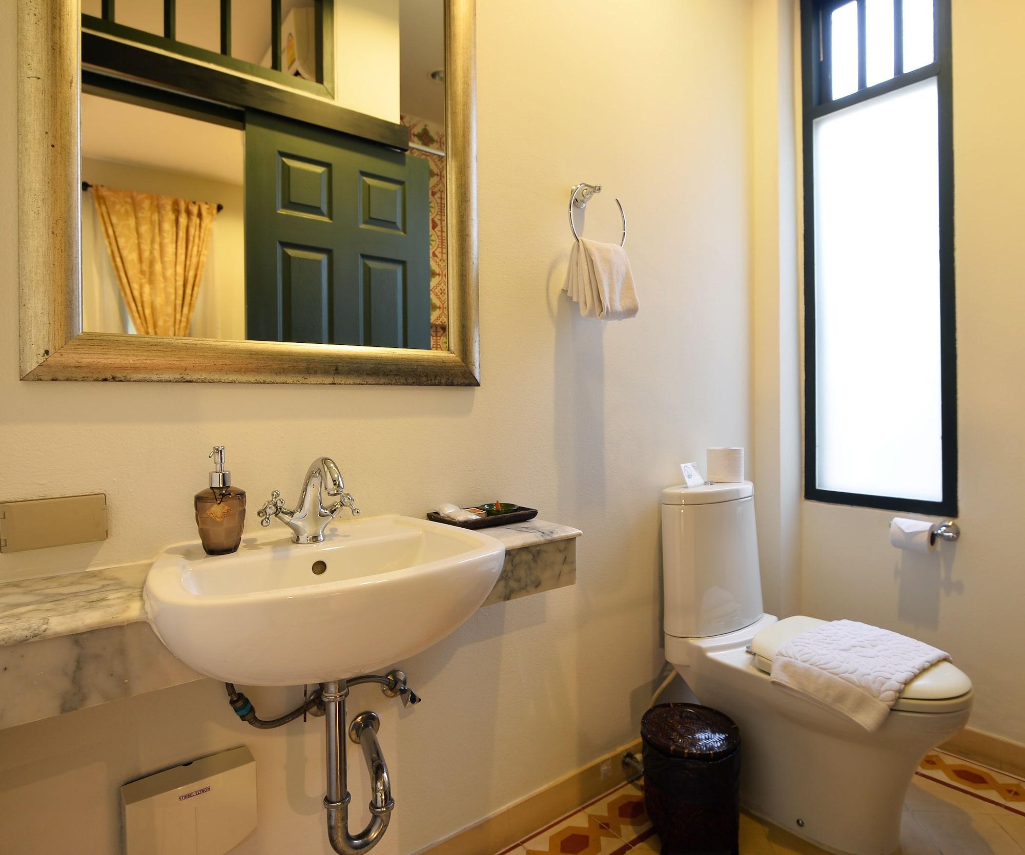 Baan Pra Nond Bed & Breakfast 방콕 외부 사진