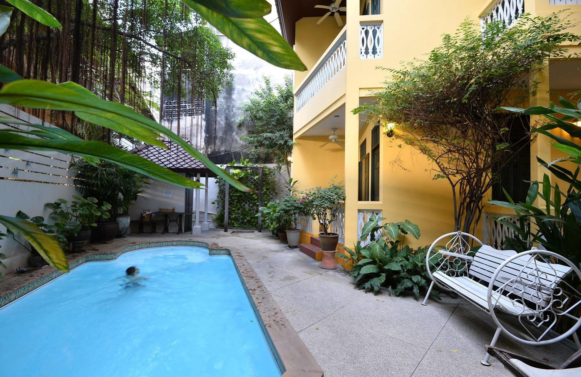 Baan Pra Nond Bed & Breakfast 방콕 외부 사진